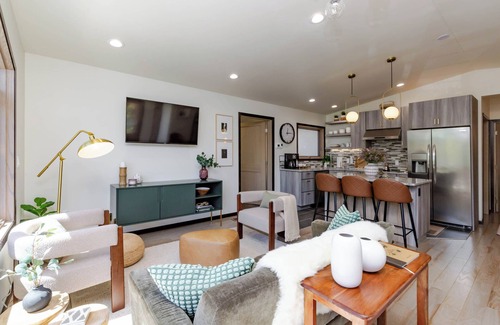 Rapid City House | Modern Luxury Retreat - 2 BR/1BA - Minutes from Downtown