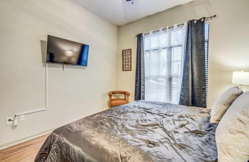 Cumberland Apartment | Modern luxury retreat!