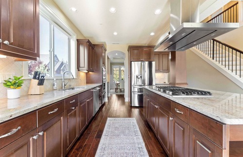 Bethany House | Modern Luxury Stay in Bethany – 5BR Home with Office & Spacious Backyard #42237
