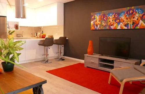 Tomar House | Modern Luxury Villa Guesthouse Do Sol