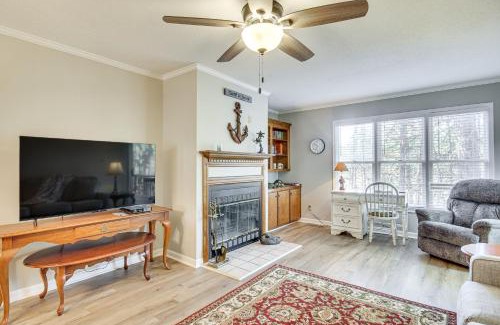 McCormick House | Modern McCormick Townhome on Lake Thurmond!