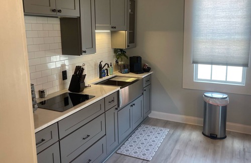 Bassett Condo | Modern meets Classic: condo on the Smith River