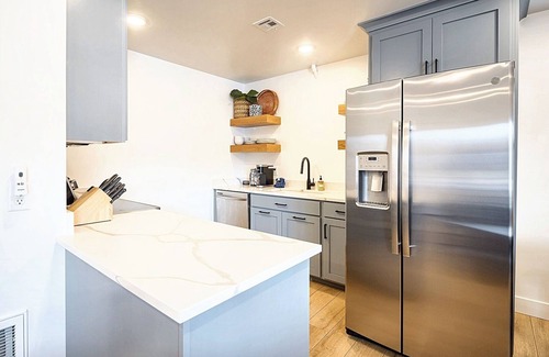 Moab Apartment | Modern Mesa