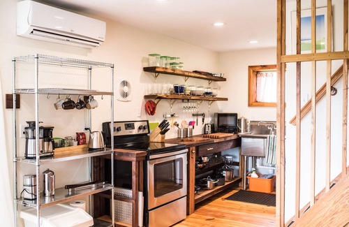 Luray House | Modern Mid Century Home + National Park Mountain Views + Shenandoah River
