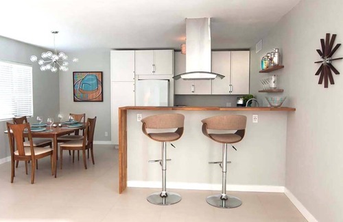 Palm Springs Condo | Modern Midcentury Vacation Rental by Movie Colony