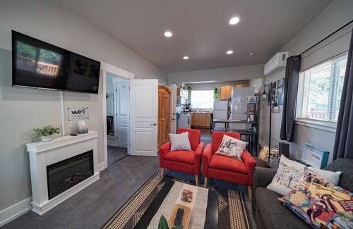 Carbon County Cottage | Modern Miner's Cottage in Tranquil High Desert w/Miles of Trails, Pet Friendly!