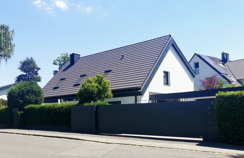 Zirndorf Apartment | Modern, mini apartment