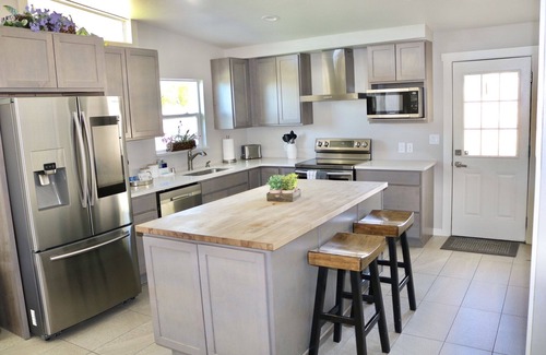 Mesilla Park House | Modern Mini Golf Oasis 3