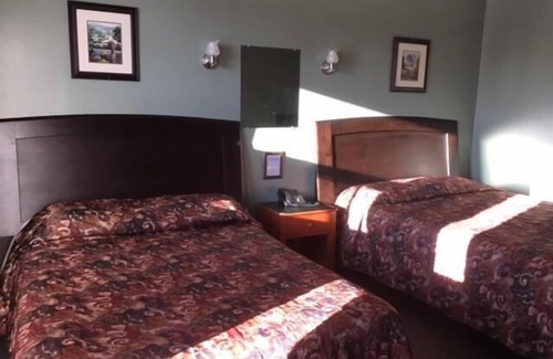 Thunder Bay Hotel | Modern Motel