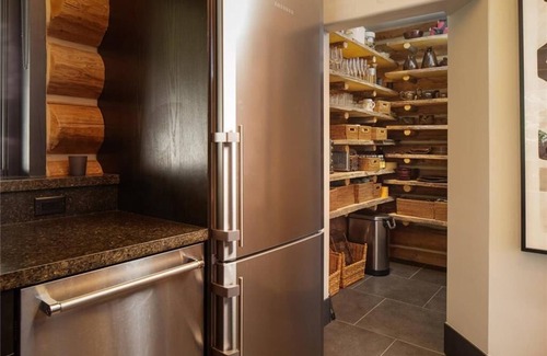 Breckenridge Cabin | Modern Mountain Cabin Getaway with Spectacular Views!