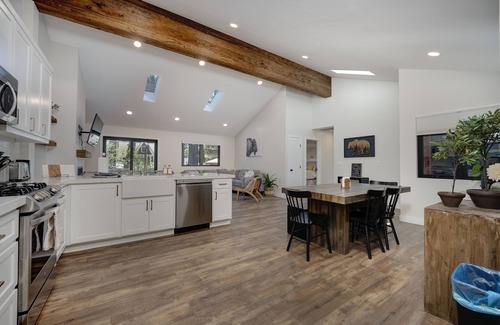 Comstock Acres Cabin | Modern Mountain Cabin - Walk to Tahoe City