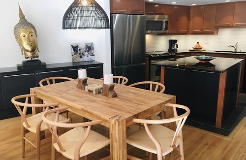 Blueberry Hill House | Modern Mountain Getaway-2 bedroom 2 bath. Hot tub.