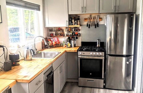 Bozeman House | Modern Mountain Home w/Stunning Mountain Views. The best of what SW Montana!