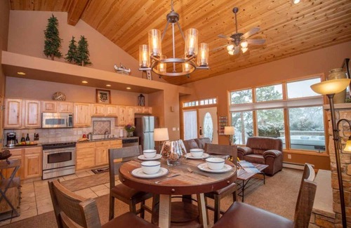 Stanley Hills Condo | Modern Mountain Living!