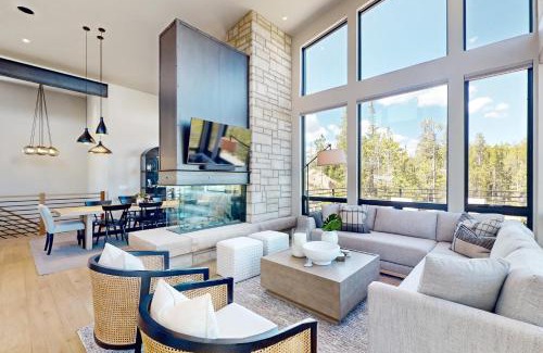 Baldy Mountain House | Modern Mountain Sanctuary