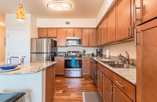 Briargate Apartment | Modern Mountain view very clean