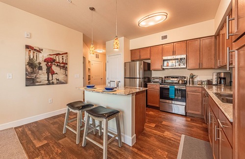 Briargate Apartment | Modern Mountain view very clean