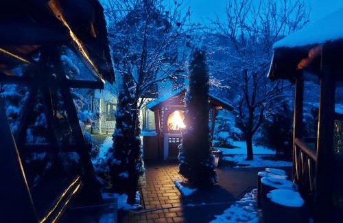 Leresti Ski Chalet | Modern mountain village chalet in Carpathians