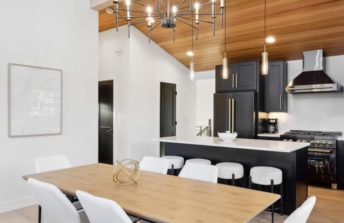 Bailey Cabin | Modern Mtn Escape! Hot Tub | Fireplace | Views