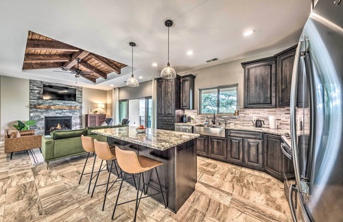 Ruidoso House | Modern Mtn Retreat, Walk to Lake & Trails!