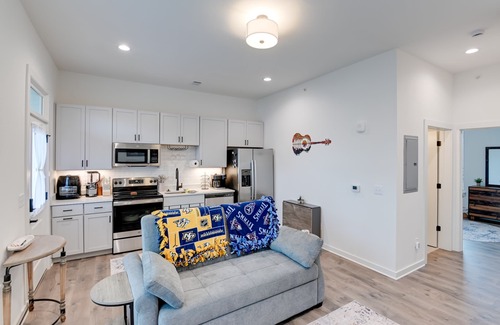 Chestnut Hill Condo | Modern Nashville Condo in WeHo Art Community!