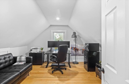 Medford House | Modern Near Tufts & Boston 2BR w/Office & Peloton