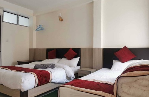 Madhyapur Thimi Hotel | Modern Nepalese style hotel with authentic Nepalese food!