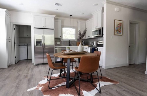 Bryan House | Modern Nest - Brand New House w/modern amenities