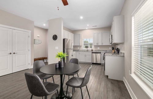 Grandville Condo | Modern New Build 2BR 2BA Condo w Garage and Patio