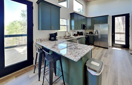 Gatlinburg - Pigeon Forge Cabin | Modern New-Built Cabin in Smoky Cove, Pet-Friendly w. Pool + Hot Tub!