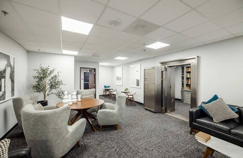 Santa Ana Apartment | Modern New York-Style Retreat 10min to Disneyland
