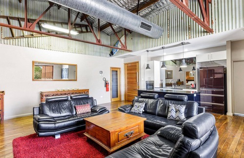 Newcastle West Apartment | Modern, Newcastle apartment