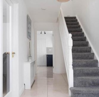 Lahinch House | Modern newly refurbished house 10 minute walk from Lahinch