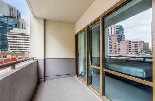 Chinatown Apartment | Modern Nomads Beautiful King Studio with Indoor Pool & Balcony