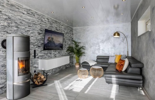 Oberbettingen Villa | Modern Oasis HotTub, View, Gym