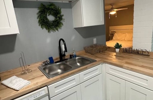 Lake Eola Heights Apartment | Modern Oasis near Lake Eola