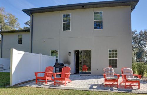 Fellowship House | Modern Ocala Townhome Near Golf Club and WEC!