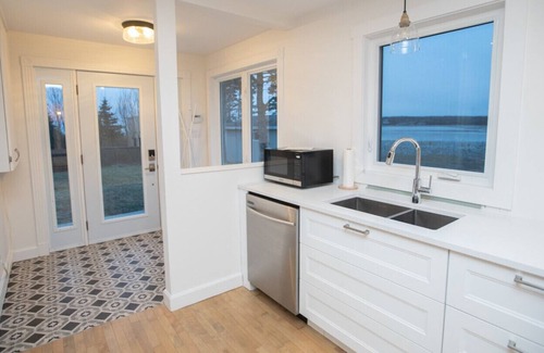 Lawrencetown Cottage | Modern Oceanfront Home with Million Dollar Views
