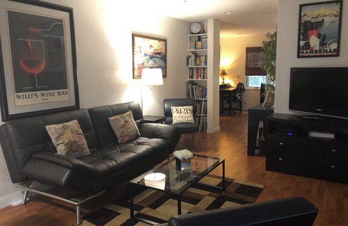 Kaimuki House | Modern one Bedroom Apartment With Private Entrance, air Conditioner, Kitchen