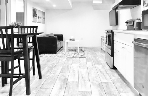 Alcona Apartment | Modern One Bedroom Basement Suite With Parking