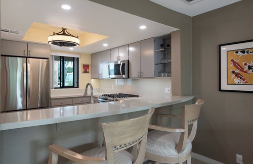 Uptown Design District Condo | Modern Palm Desert Condo Getaway