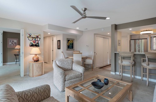 Uptown Design District Condo | Modern Palm Desert Condo Getaway