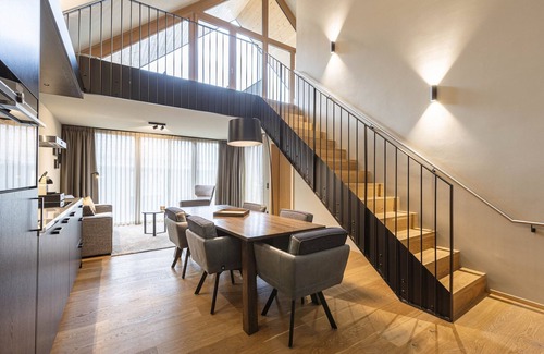 Schruns Apartment | Modern penthouse with balcony