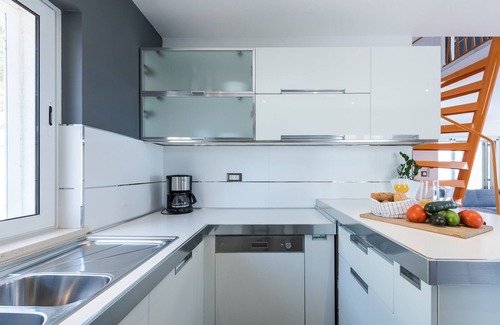 Gornji Kono Villa | Modern Penthouse with the Heated Swimming Pool And a Sea View