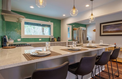 Gainesville House | Modern pet friendly home w/covered dock near Lake Lanier Olympic Park