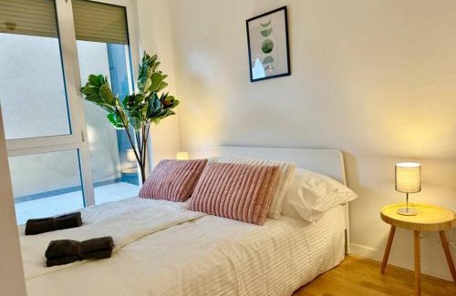 Wiener Neudorf Apartment | Modern Premium Apartment mit Balkon