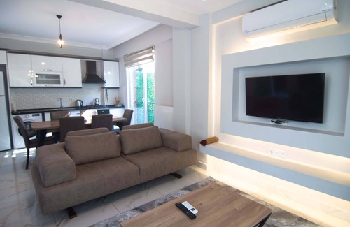 Sapanca Villa | Modern Private Pool Villa in Sapanca