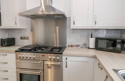 Ruthin House | Modern Property in Town Centre Location With Parking