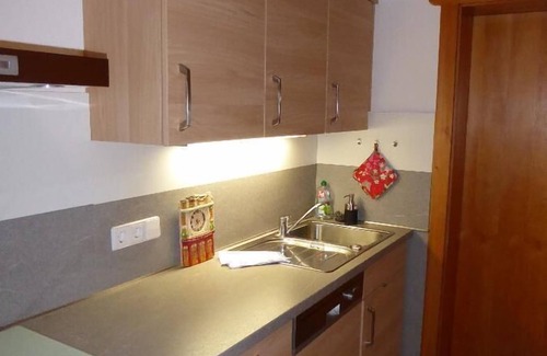 Hauzenberg Apartment | Modern renoviertes Appartement mit Außenpool, Innenschwimmbad und Sauna