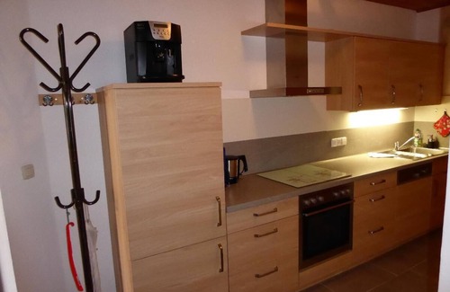 Hauzenberg Apartment | Modern renoviertes Appartement mit Außenpool, Innenschwimmbad und Sauna